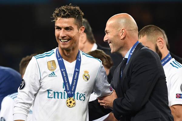 Bóng đá QT ngày 16/3: Zidane úp mở chuyện tái hợp với Ronaldo