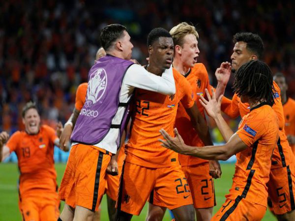 Bóng đá quốc tế 18/6: Đội tuyển Hà Lan cán mốc bất bại đáng nể