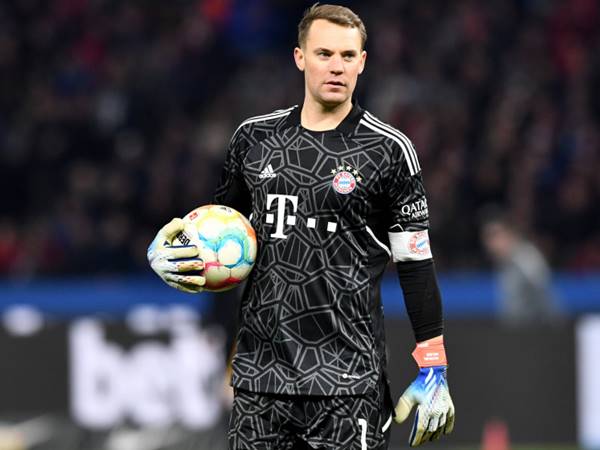 Thủ môn Manuel Neuer