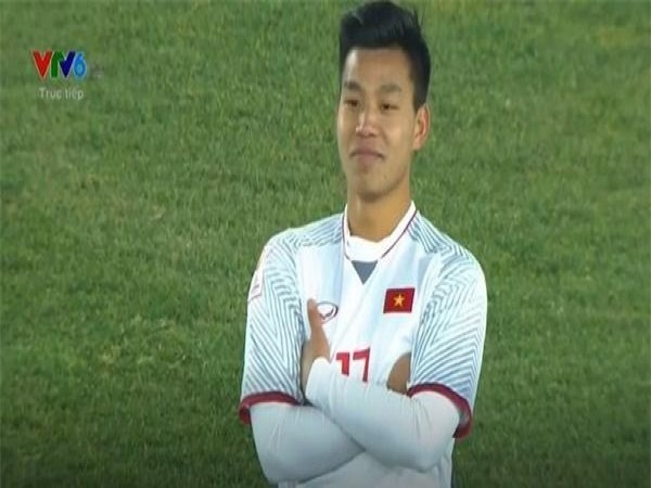 Cầu thủ mang áo số 17 đội tuyển Việt Nam thành tích vang dội