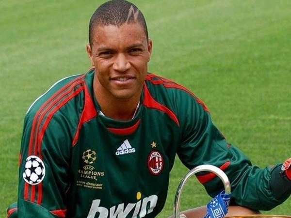Những thủ môn huyền thoại AC Milan ai vĩ đại nhất?