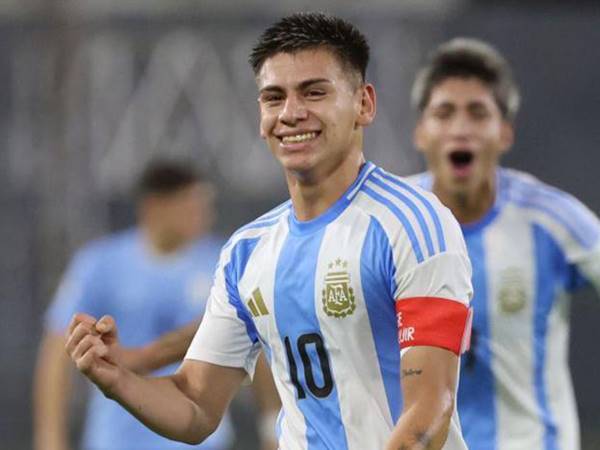 Tin Man City 22/8: Claudio Echeverri gia nhập Bayer Leverkusen