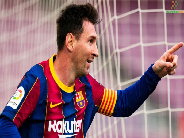 Hành trình Messi từ “bọ chét tí hon” đến huyền thoại bóng đá