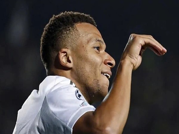 Real Madrid khẳng định uy thế tại Champions League