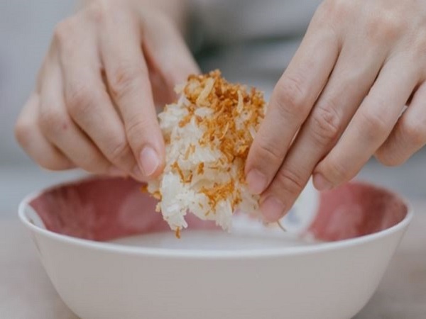 Giải nghĩa giấc mơ thấy ăn xôi và điềm báo bạn nên biết