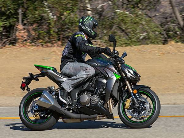 Nằm mơ thấy đi xe máy mang ý nghĩa gì có số gì phát tài