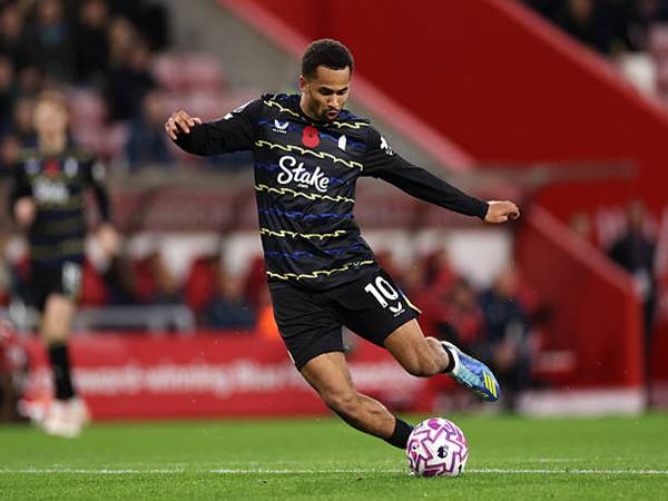 Phong cách chơi bóng của Iliman Ndiaye