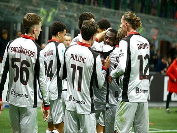 Màn rượt đuổi tỷ số hấp dẫn tại San Siro