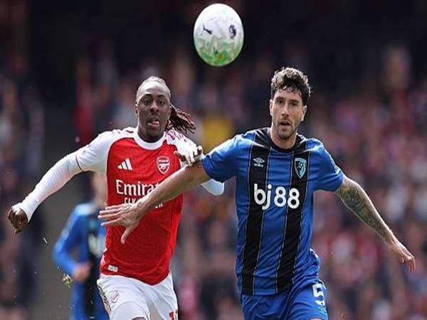 Lịch sử lặp lại với Arsenal hay bước ngoặt mới?